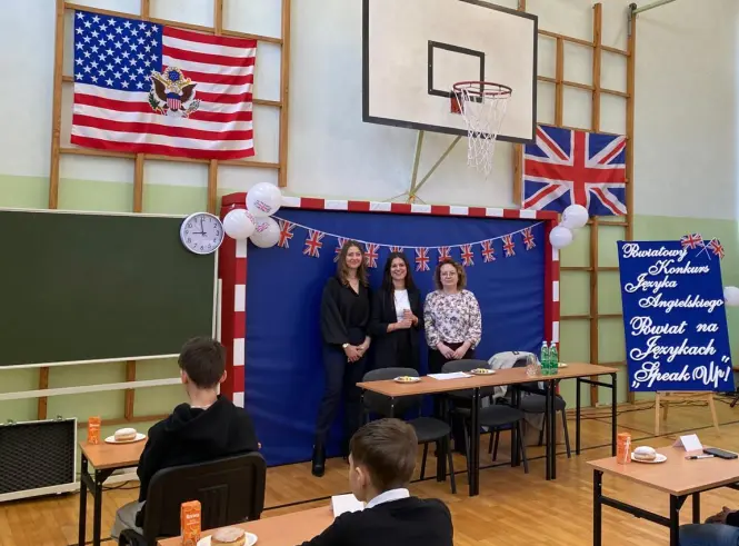 Organizatorka konkursu z jury i dekoracjami